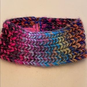 Betsey Johnson knit headband
